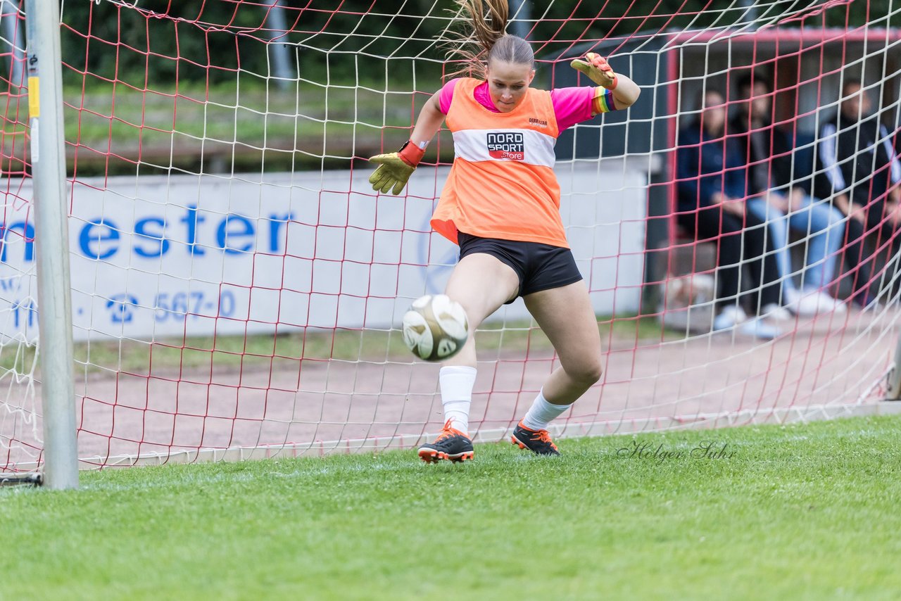Bild 438 - Loewinnen Cup